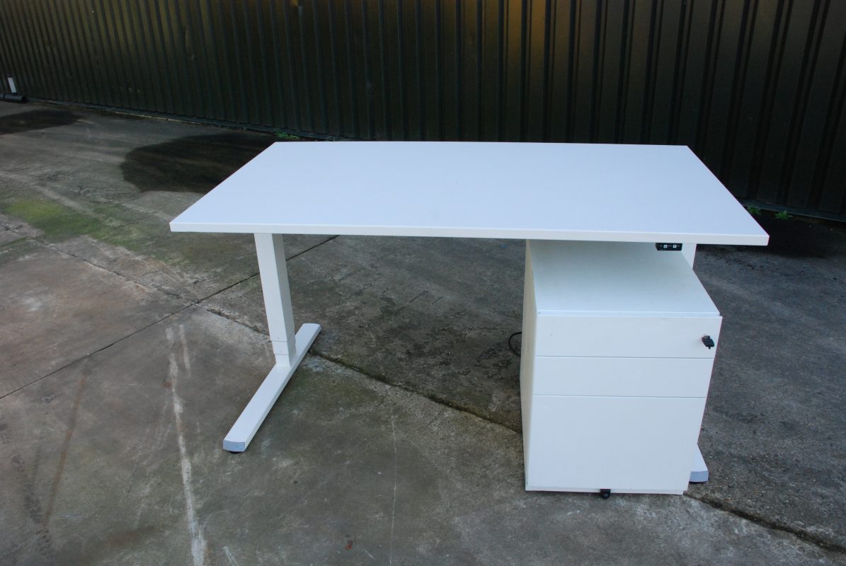 Haworth Hop 1400mm Brand NEW electronically height adjustable