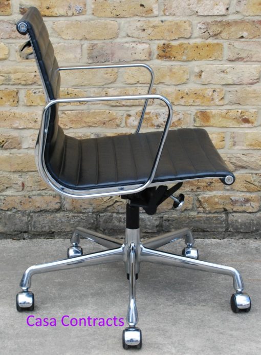 Vitra Eames EA117 black ribbed leather Aluminium Group Chair 2