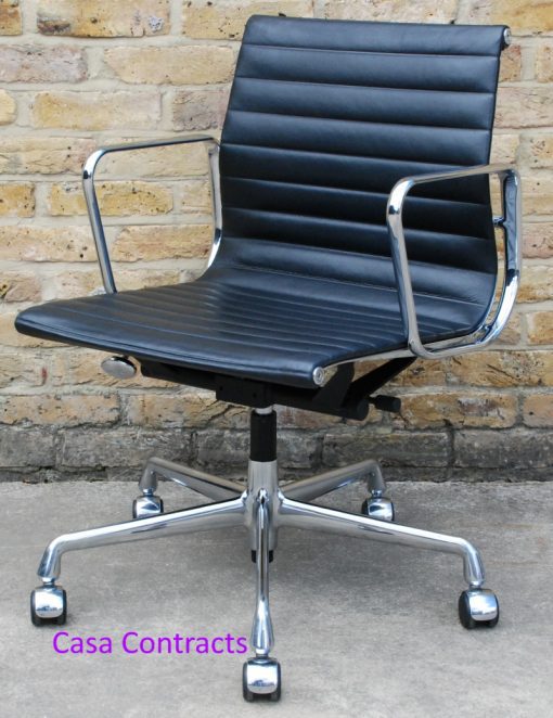 Vitra Eames EA117 black ribbed leather Aluminium Group Chair 6