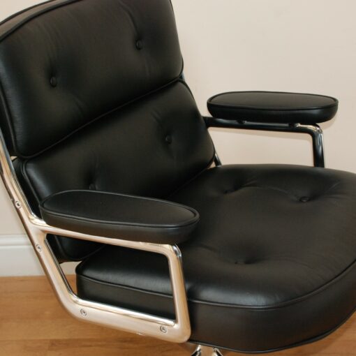 Vitra Eames ES105 Black leather lounge chair Casa Contracts 3