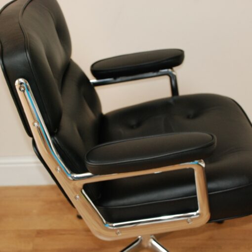 Vitra Eames ES105 Black leather lounge chair Casa Contracts 4